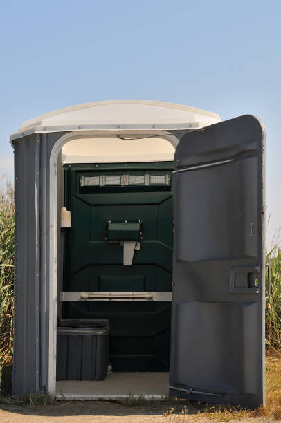 Porta potty delivery and setup in Sullivan City, TX